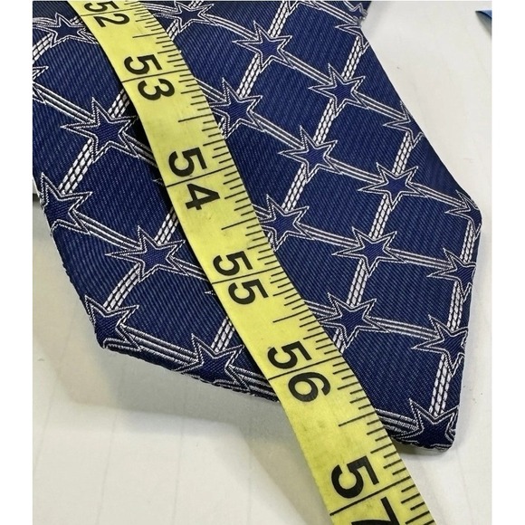 Dallas Cowboys Reversible‎ Tie 57" Long 3 3/4" Wide 100% Silk NFL Blue White - Picture 8 of 8